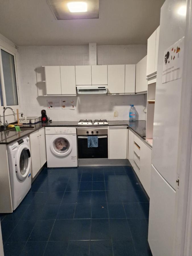 Nice Room By Eixample Барселона Екстериор снимка
