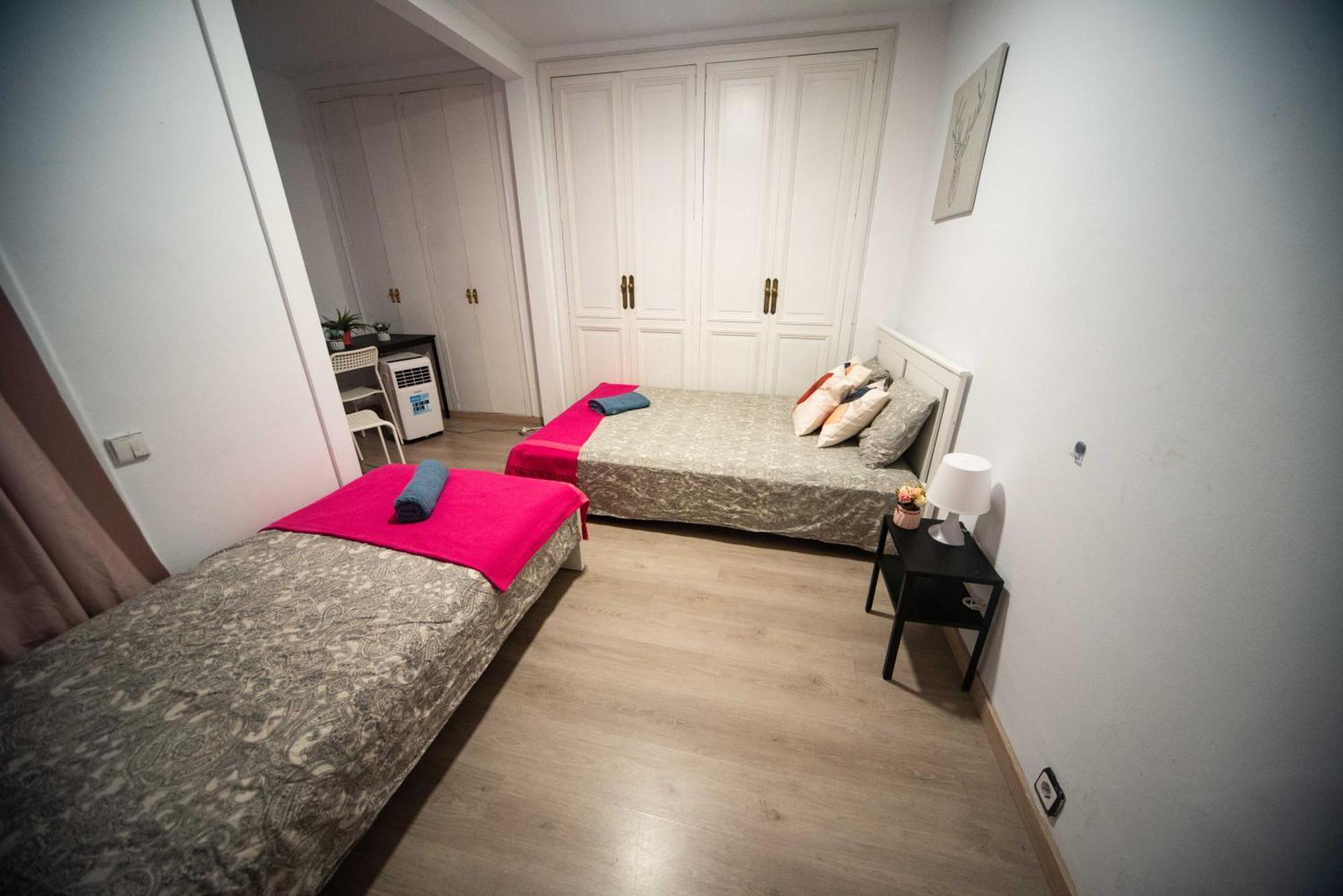 Nice Room By Eixample Барселона Екстериор снимка