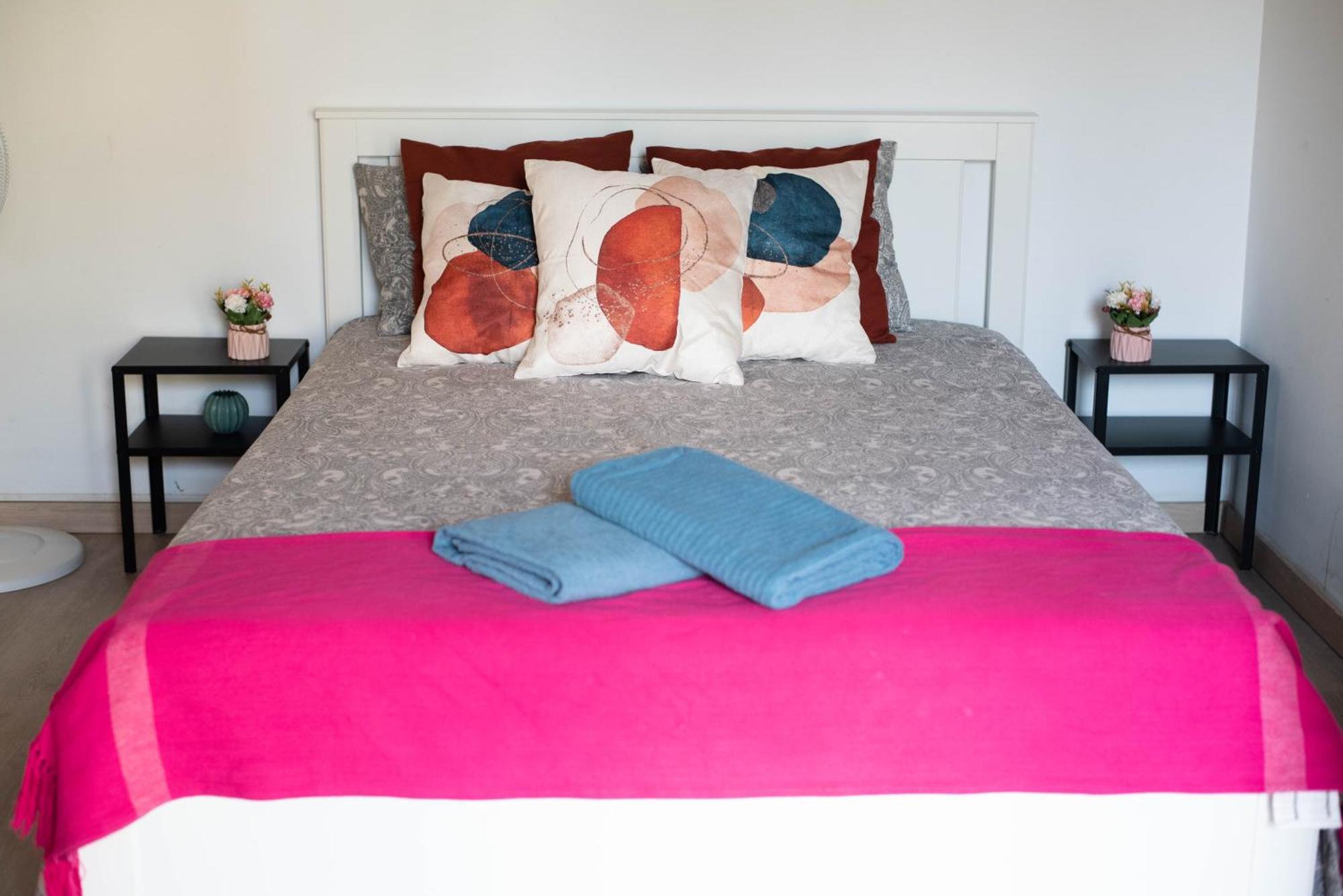 Nice Room By Eixample Барселона Екстериор снимка